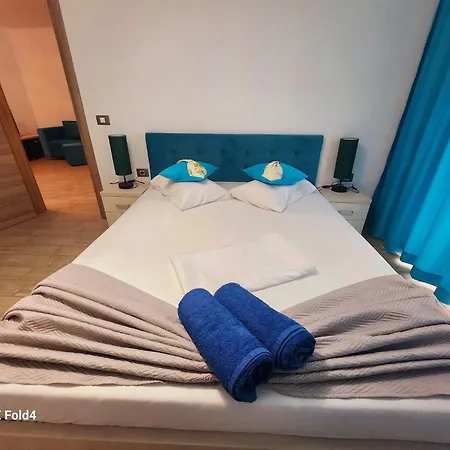 Marina Breeze - Pool Jacuzzi Pool Sauna Apartment